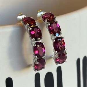 🎉H-P🎉New Rhodolite Garnet and Sterling Pierced Semi Hoop Earrings Spectacular…